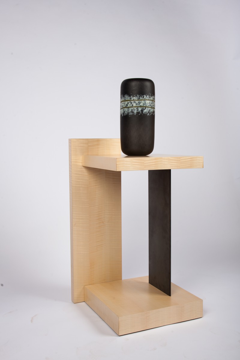 Floating display pedestal end table maple wood